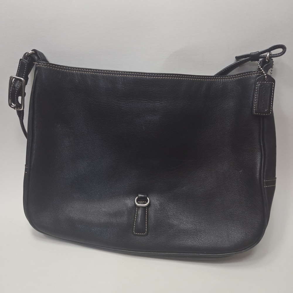 Sleek Coach Black Leather Shoulder Bag